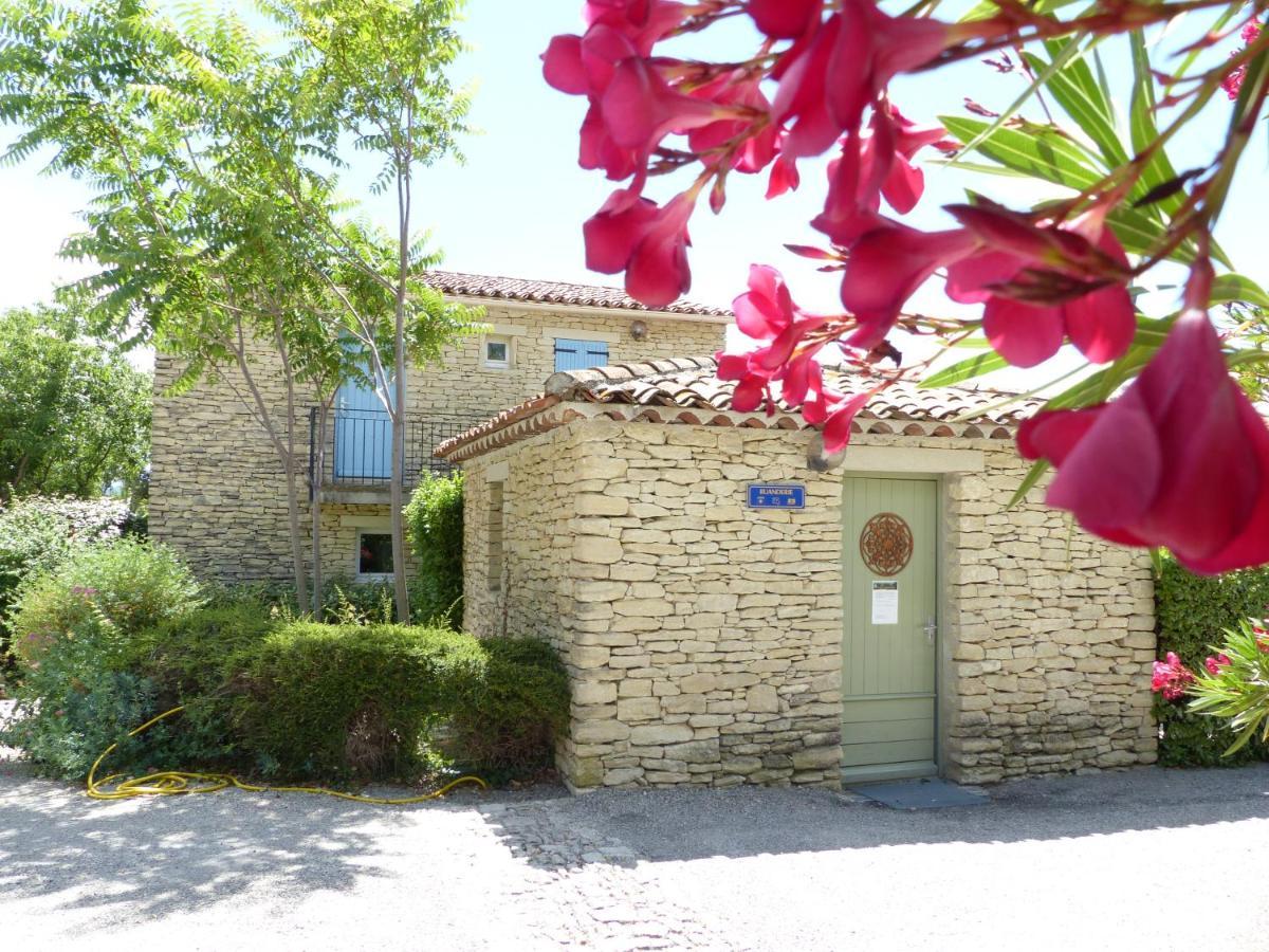 Gite Lavande De Provence - Domaine Les Bastidons Gordes Bagian luar foto